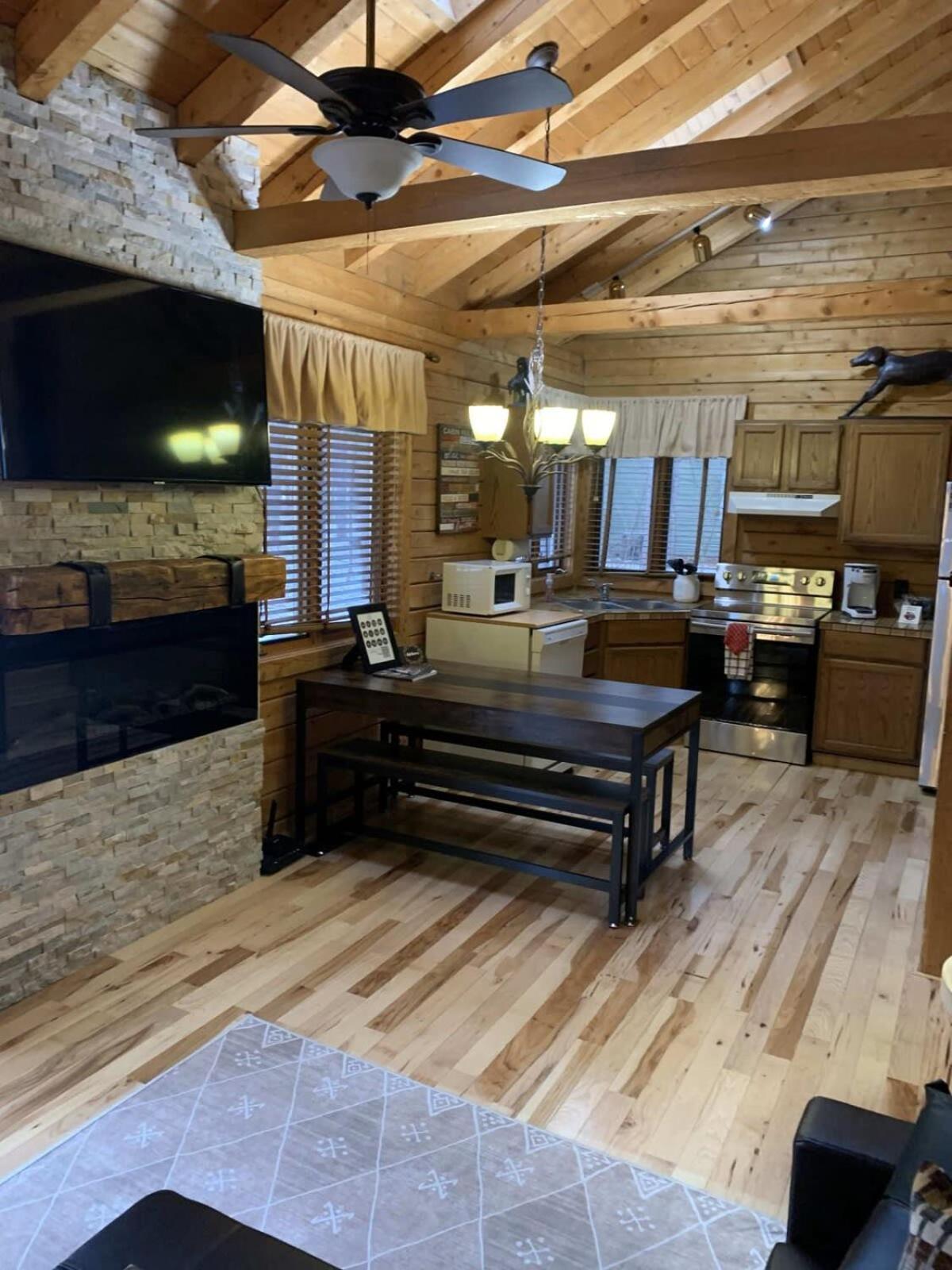 Crystal Mountain Cabin-Shuttle Pass Included! Thompsonville エクステリア 写真